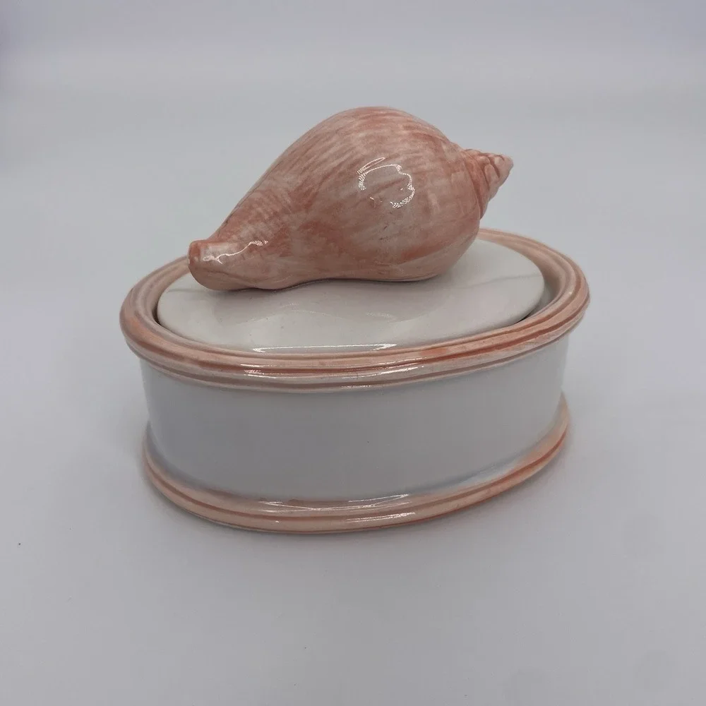 Vintage Ceramic Seashell Trinket Box Oval Coastal Grandma Decor Peach White